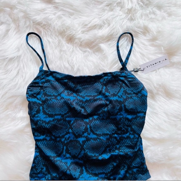 New! VITAMIN A Jenna Animal Print High Leg One-Piece Swimsuit - Picture 5 of 10